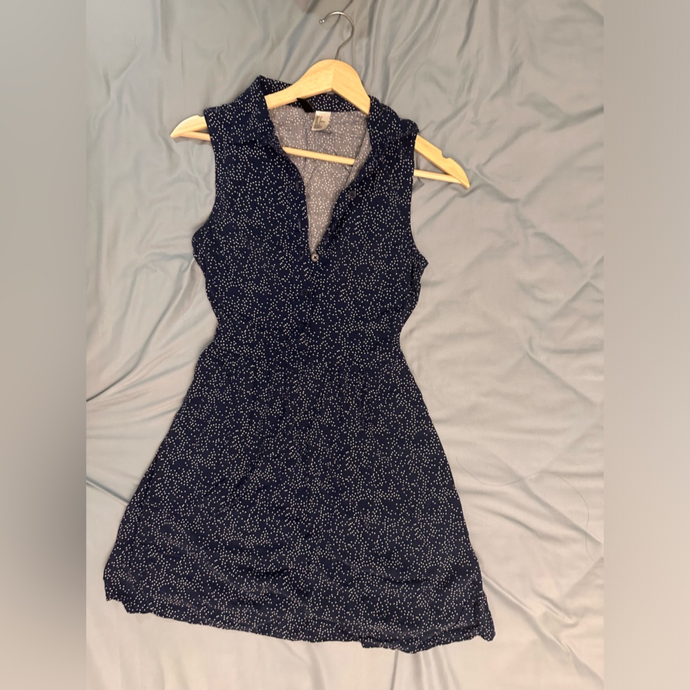 DIVIDED H&M Open-back Summer Dress